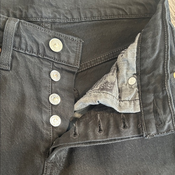 Levi's Classic 501 Jeans - Picture 5 of 10